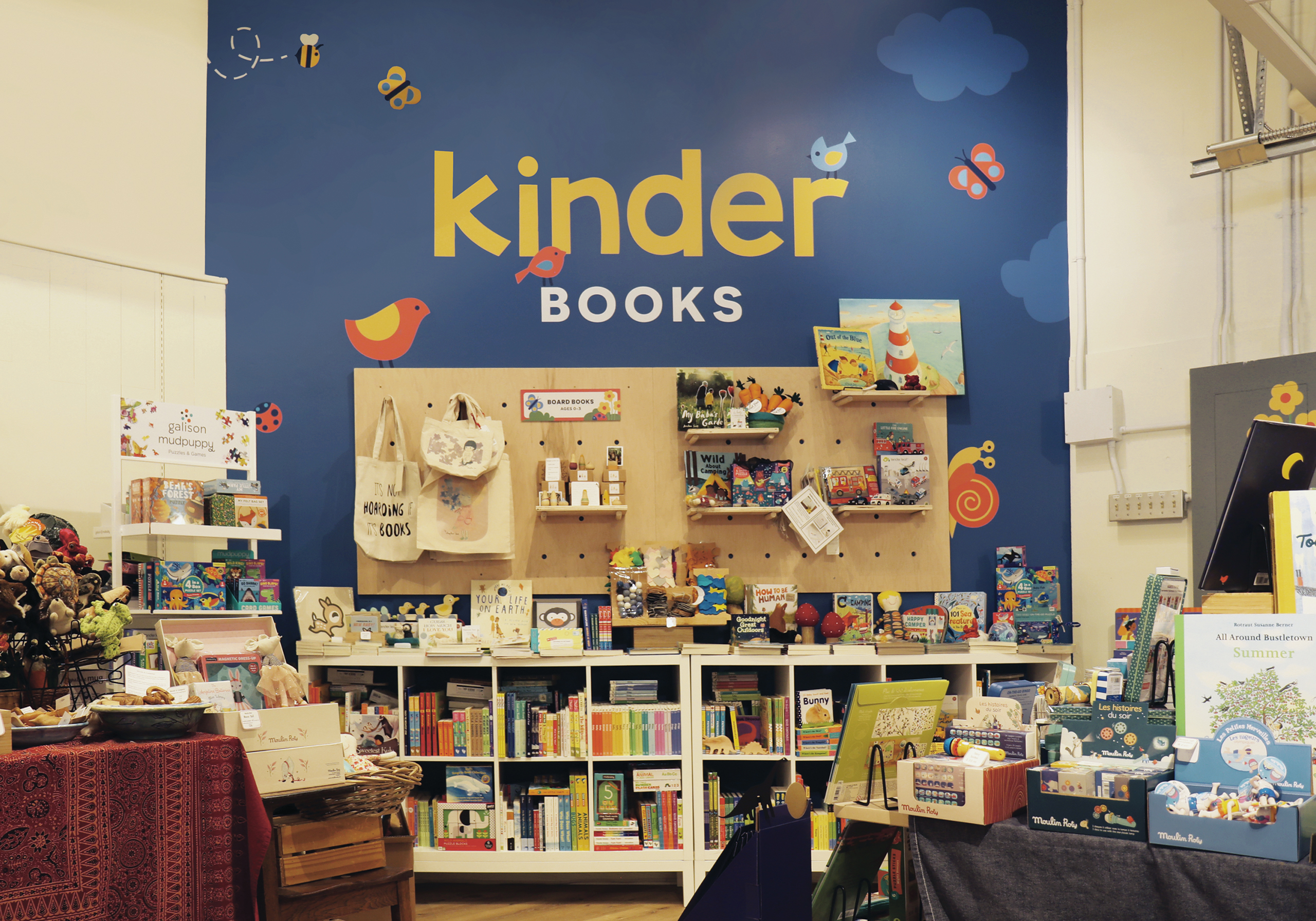 Kinder Books Store front